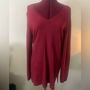NWT J. Jill Cranberry colored vee neck long sleeve sweater, Size M